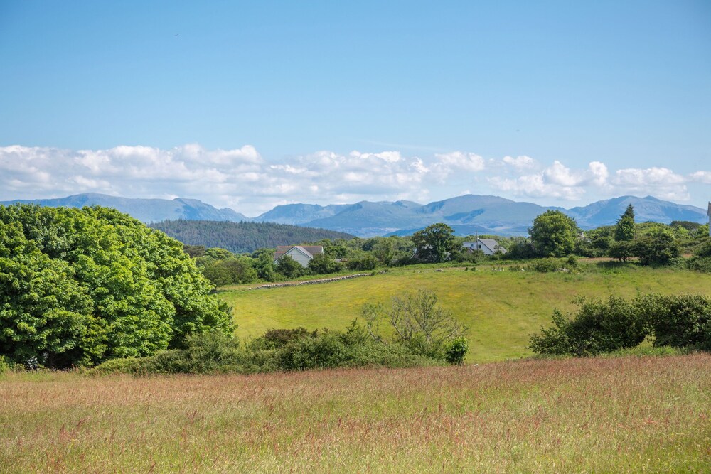 Cororion Cottage view 4