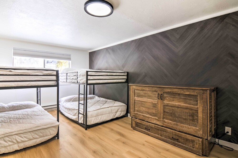 Beaver Vacations - The Cottages: Chic Ski-in/ski-out Mountain Condo! - Property Image 4