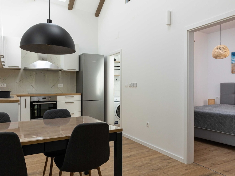 Apartment Thon - One Bedroom Apartment With Terrace and Garden View