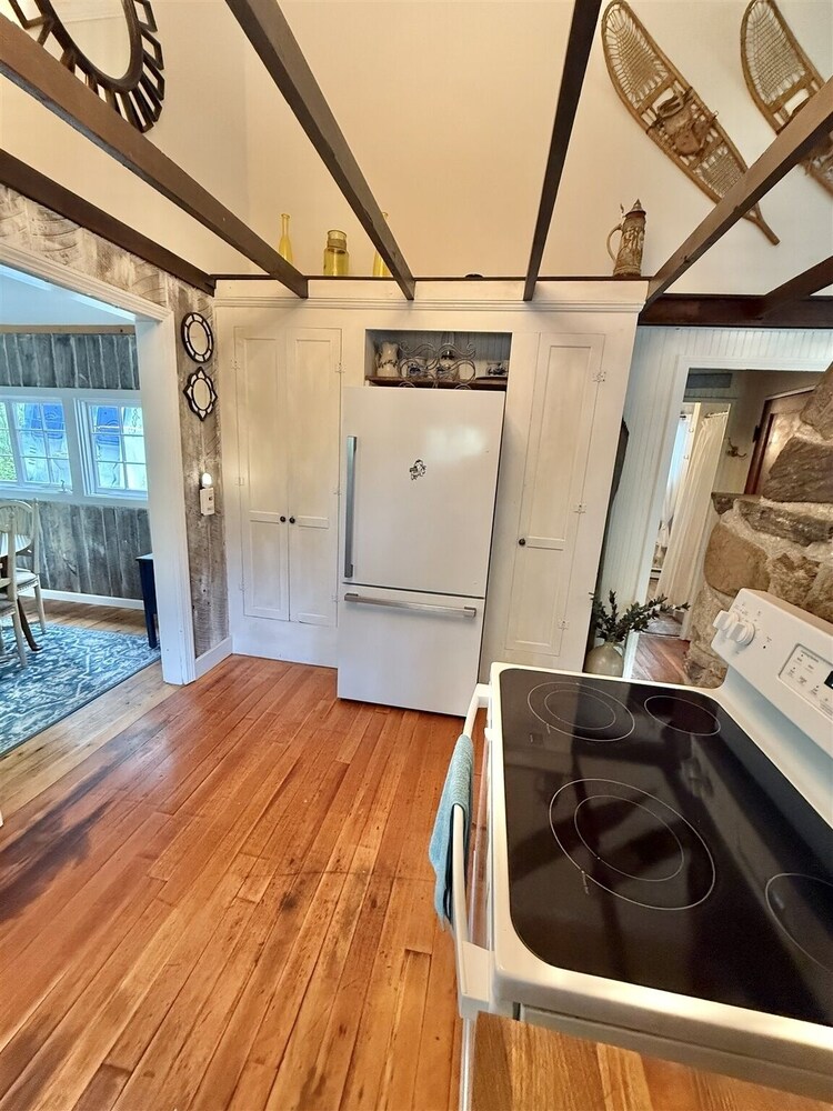 Kendall Cottage Limit 6 3 Bedroom Villa