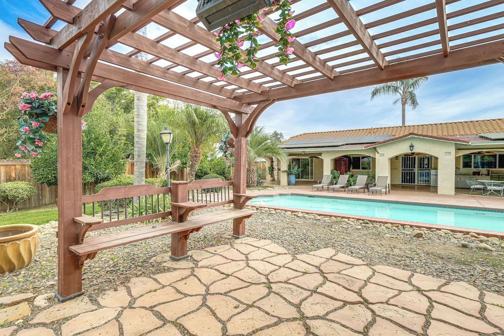 Outdoor Kitchen & Patio! Central Valley Hacienda