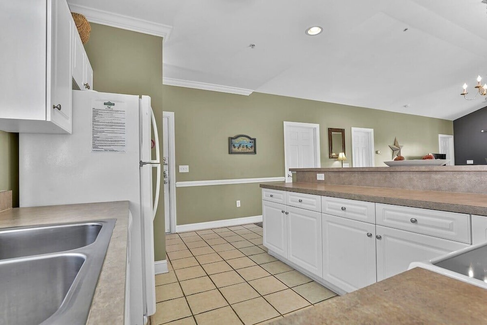 Magnolia North 4878-305 2 Bedroom Condo