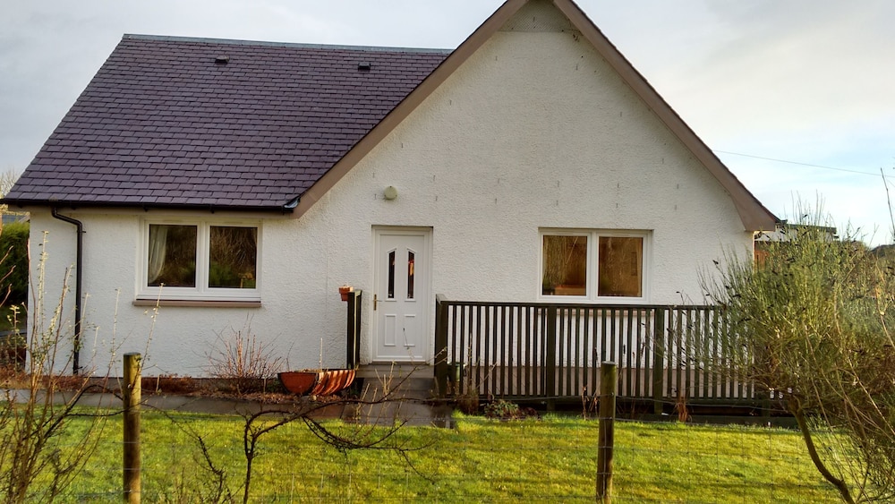 Ornum Cottage