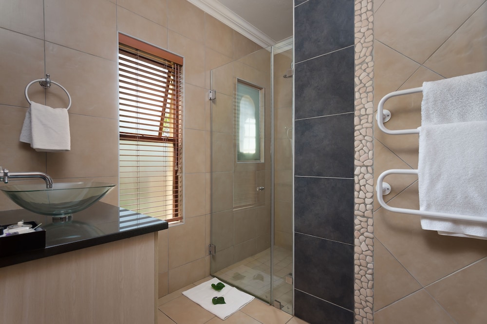 Bohemian Guesthouse & Bohemian Wellness & Spa