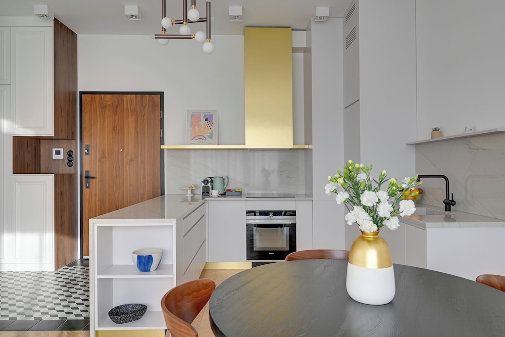 Brabank Riverside & Parking by Downtown Apartments
