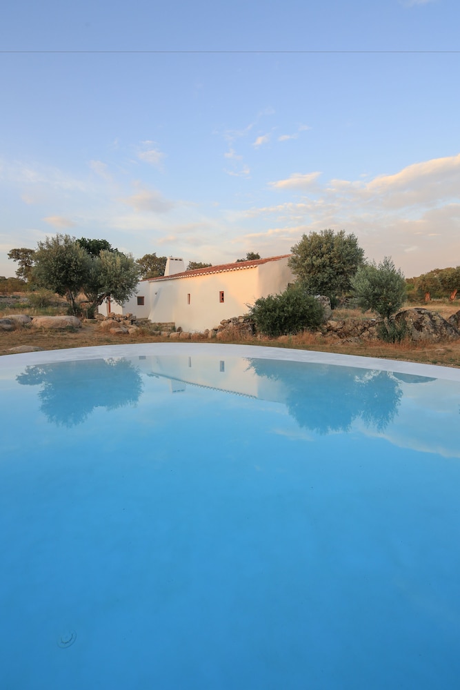 Casas Caiadas Boutique Home