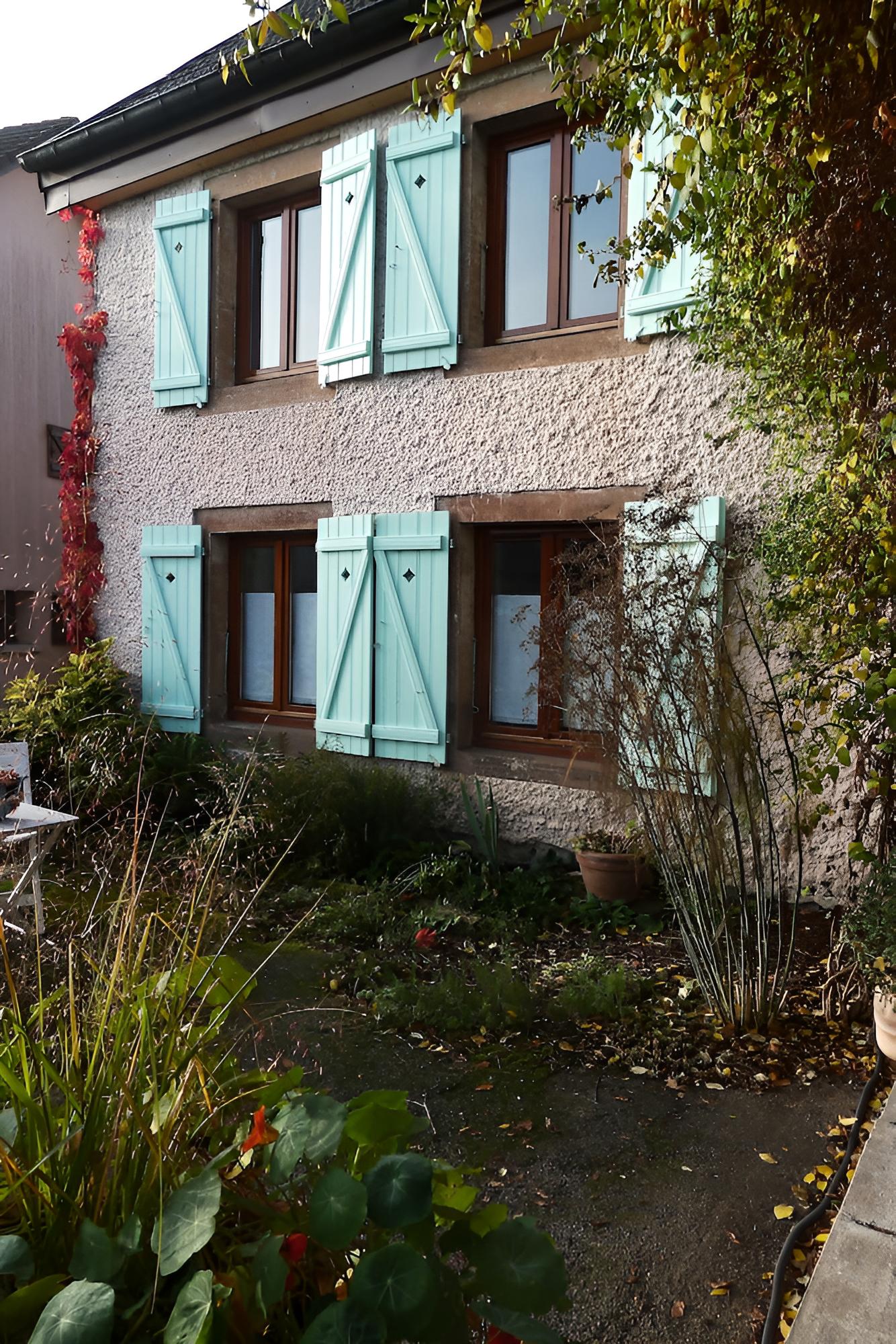 F2 meublé gite de France 3 épis City break près de Belfort.