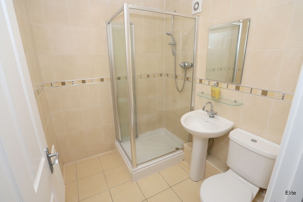 Beautiful 2-bed Sea Front House in Seaham, photo 6