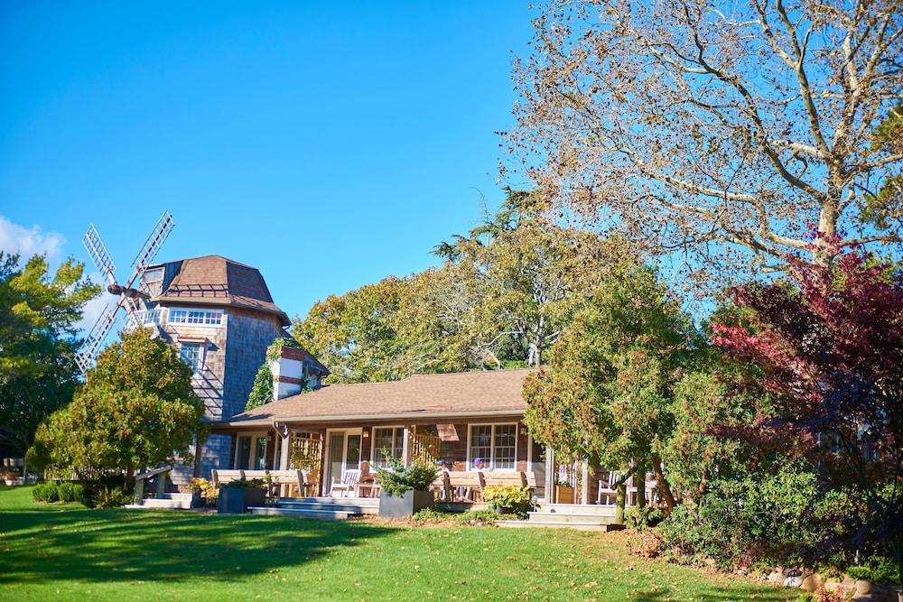 The Hampton Maid