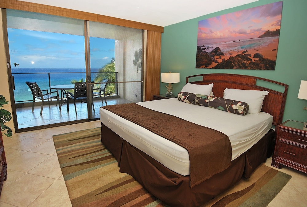 Mahana 604 Oceanfront 1bd/1ba 1 Bedroom Condo by RedAwning view 3