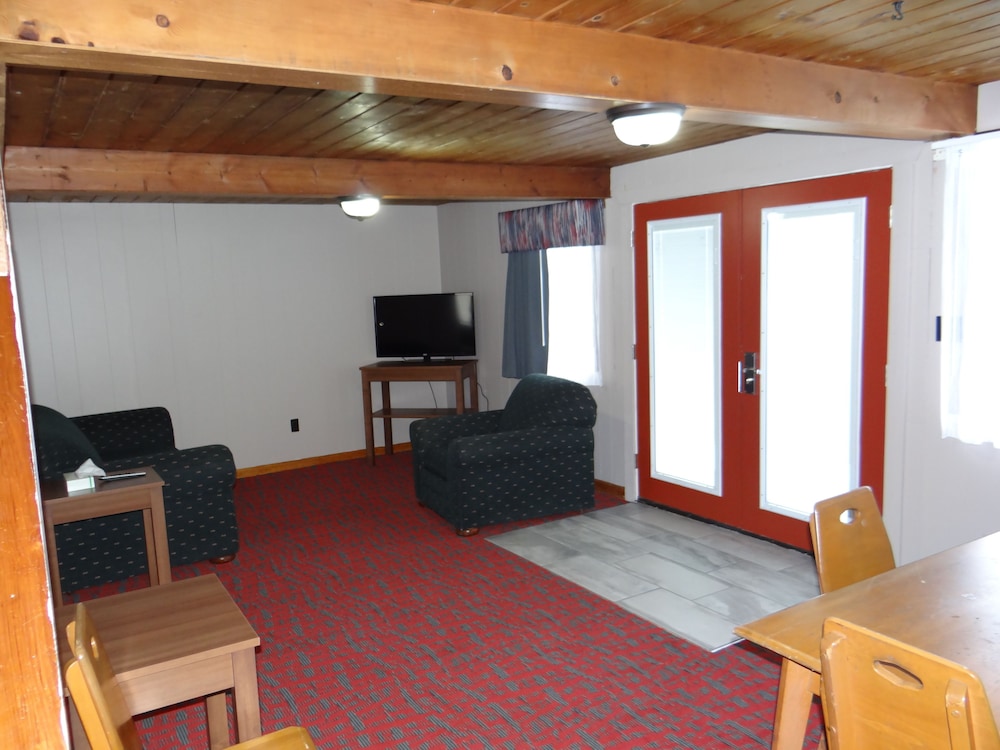 Edelweiss Lodge