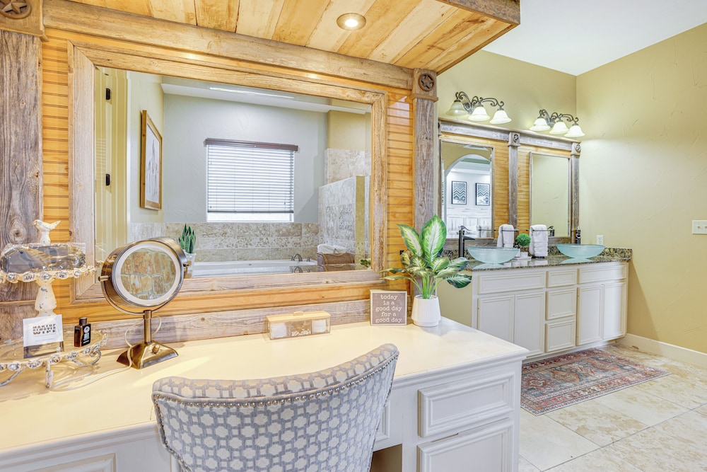 Lazy River Retreat in Cypress w/ Backyard Oasis!