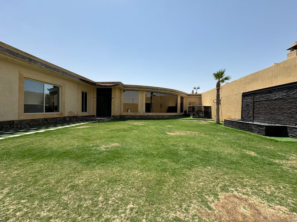 VIP resort chalet 20