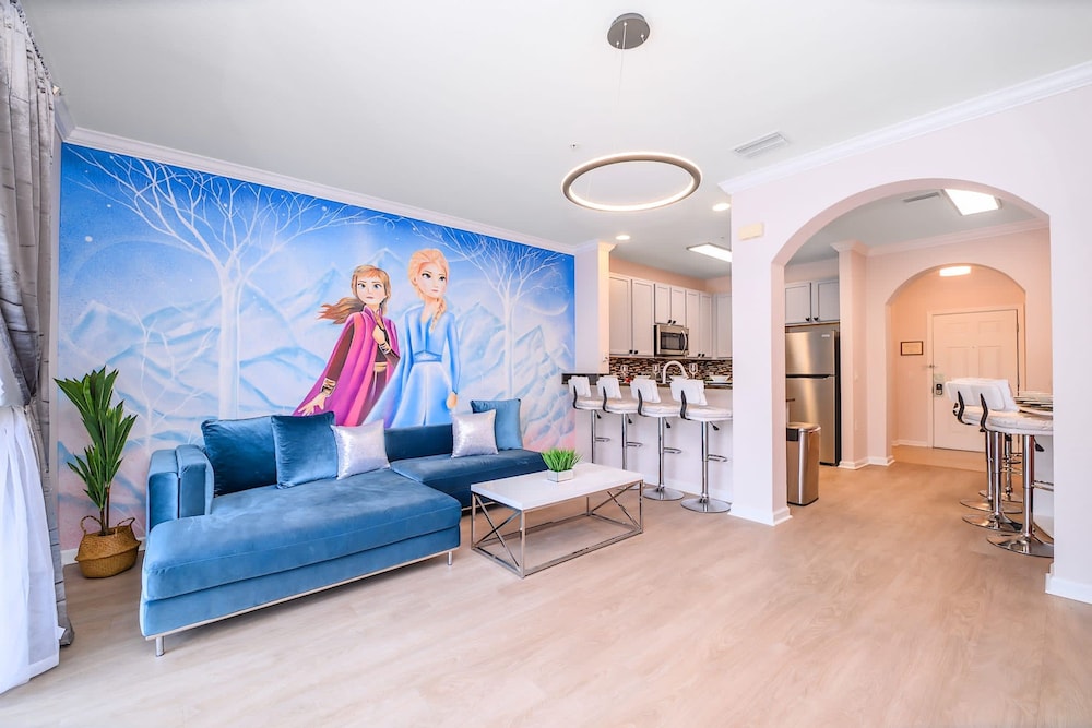 Upstay Amazing Disney Condo w Patio Sleeps 6