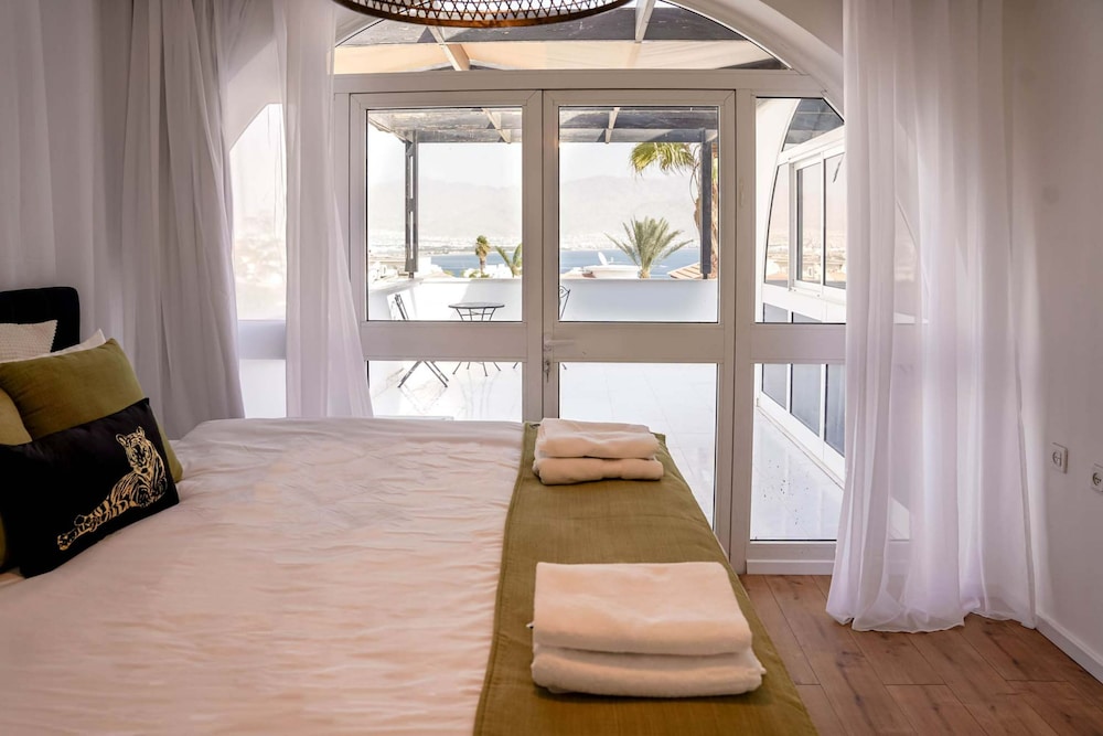 YalaRent Ivy Villa with Private Pool view 3