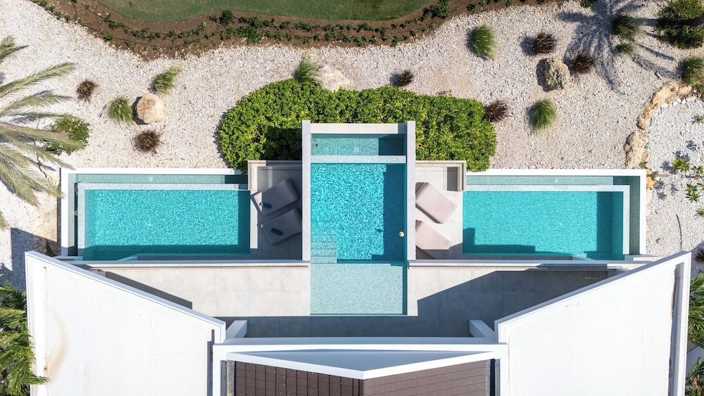 The Cape at Blue Bay Golf & Beach Resort