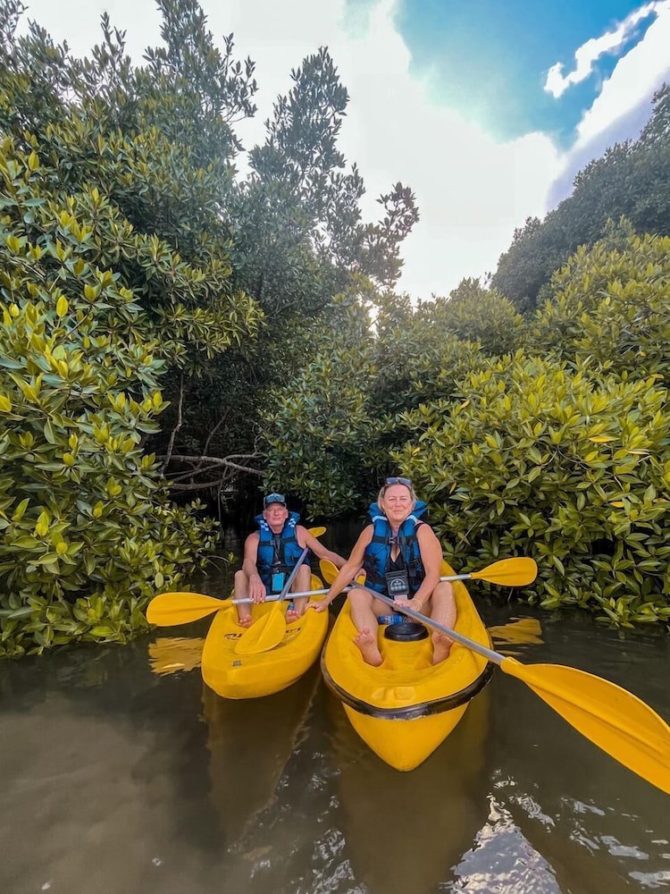 Crush River Villa Hikkaduwa