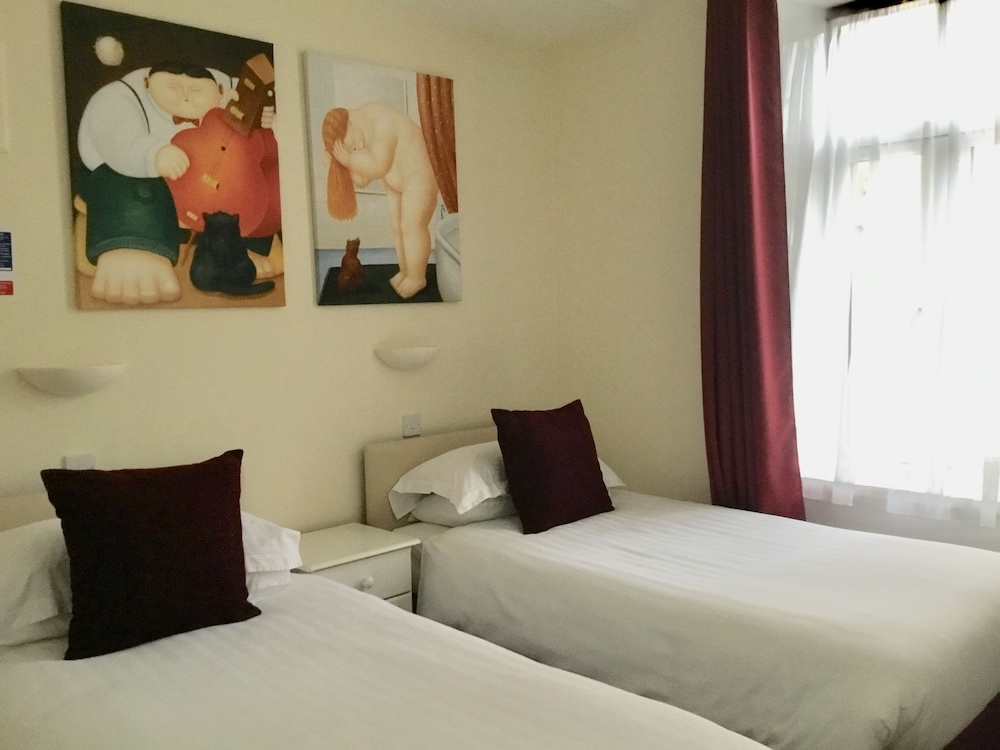 Sarum Hotel