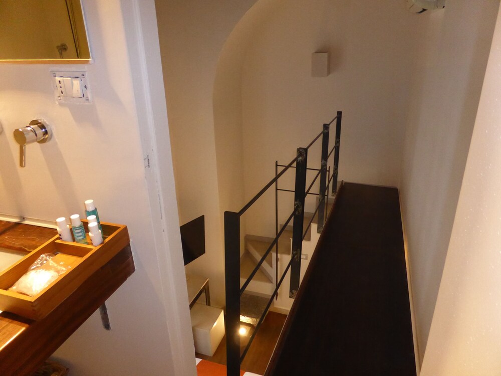 Micalò ArtRooms