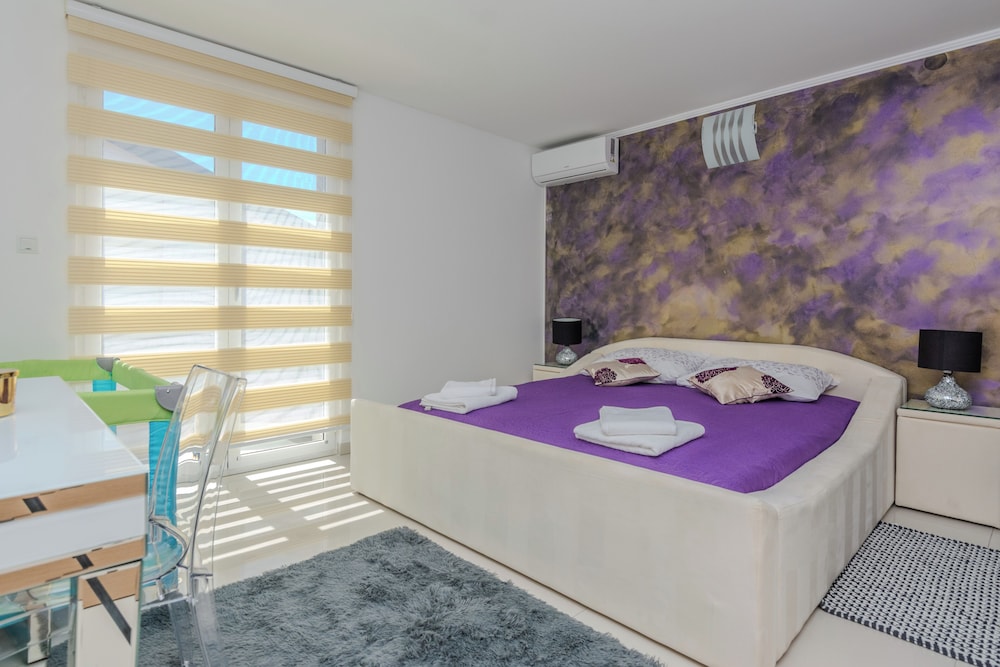 Apartments Mavracic