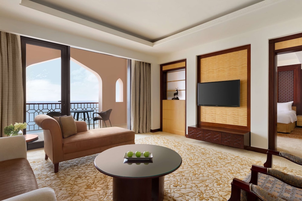 Shangri-La Al Husn, Muscat - Adults Only resort