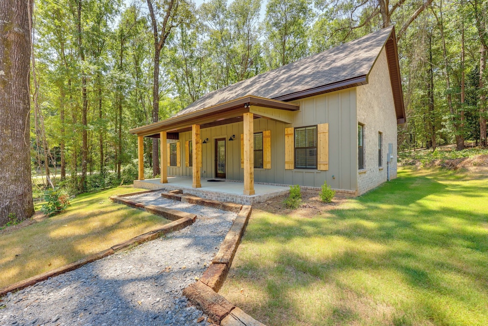 Walk to The Fields at 17 Springs: Millbrook Home!