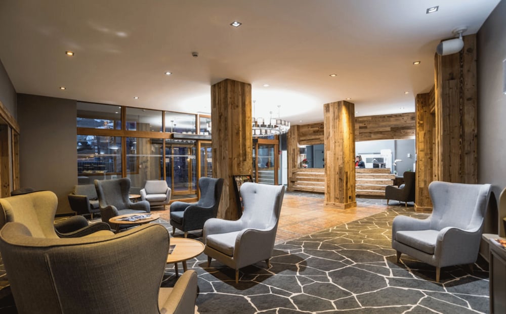 Huez Vacations - Hotel Le Pic Blanc - Property Image 2