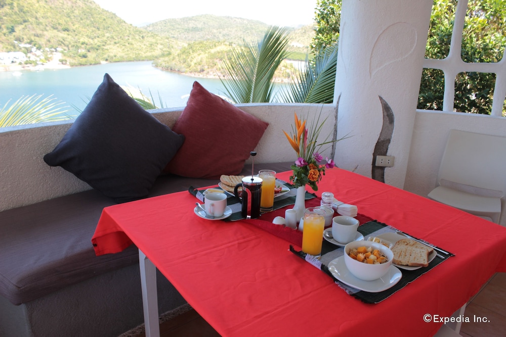 Al Faro Cosmio Hotel