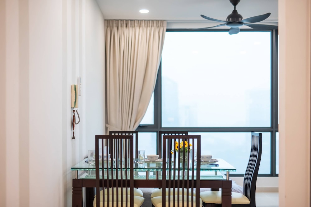 2BR Dual Key SKS Pav Ciq, JB Sentral, Free Parking