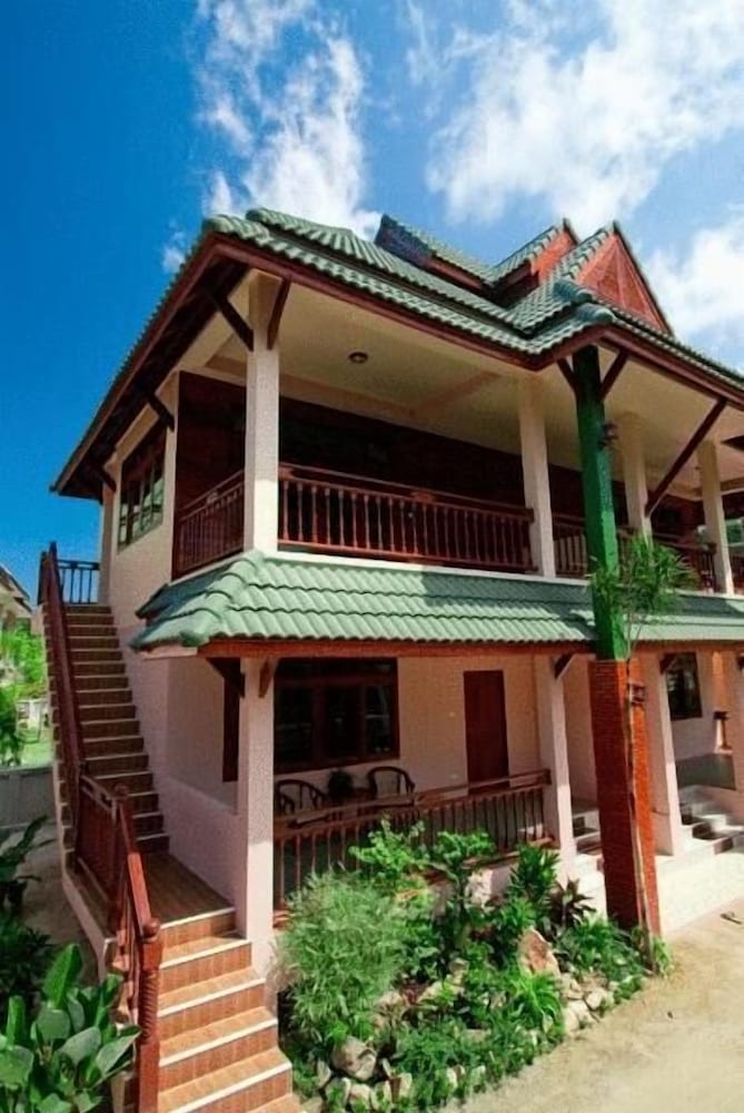 Haad Yao Resort