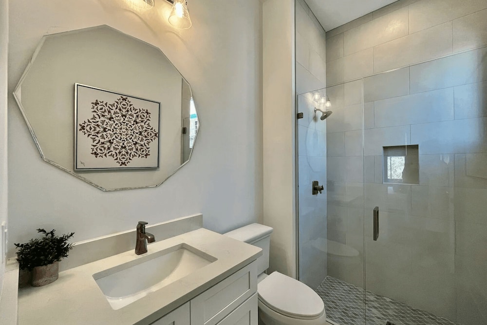 Casa d Azure by Avantstay Sleeps 18 Private Pool Golf Cart Included