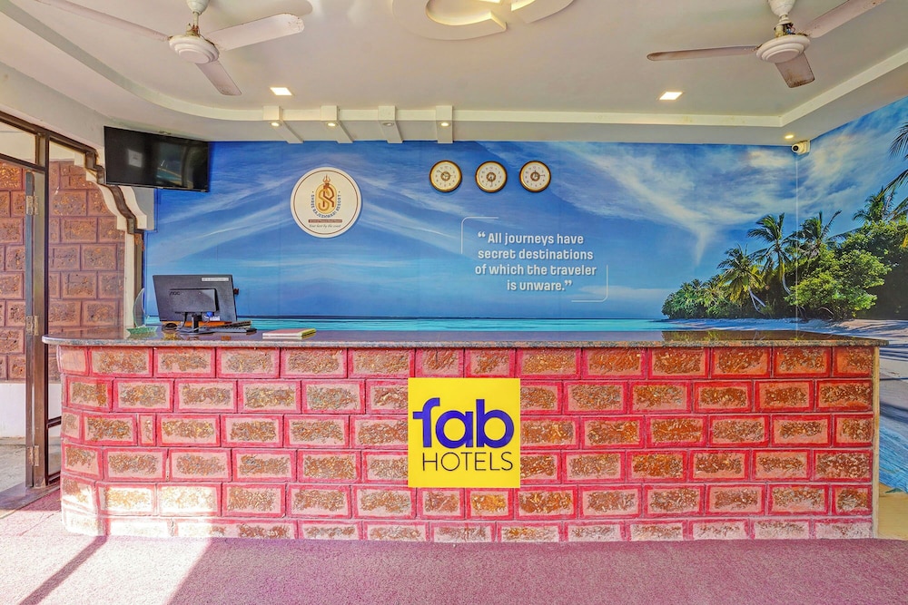 Fabhotel Golden Horizon