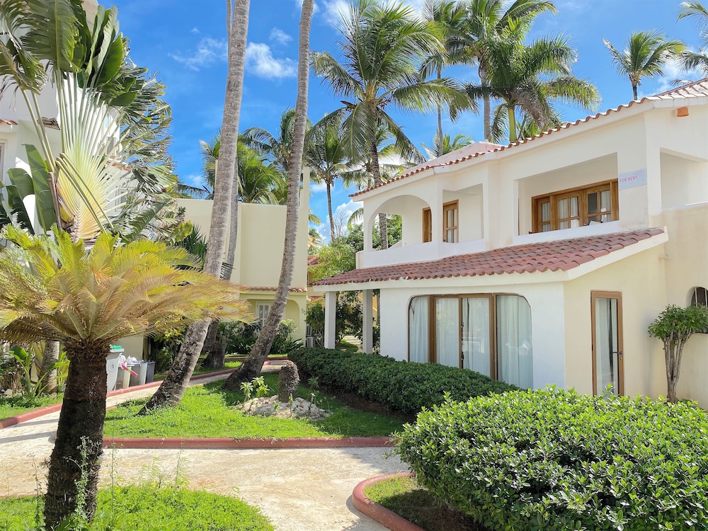 TROPICAL VILLAS playa LOS CORALES