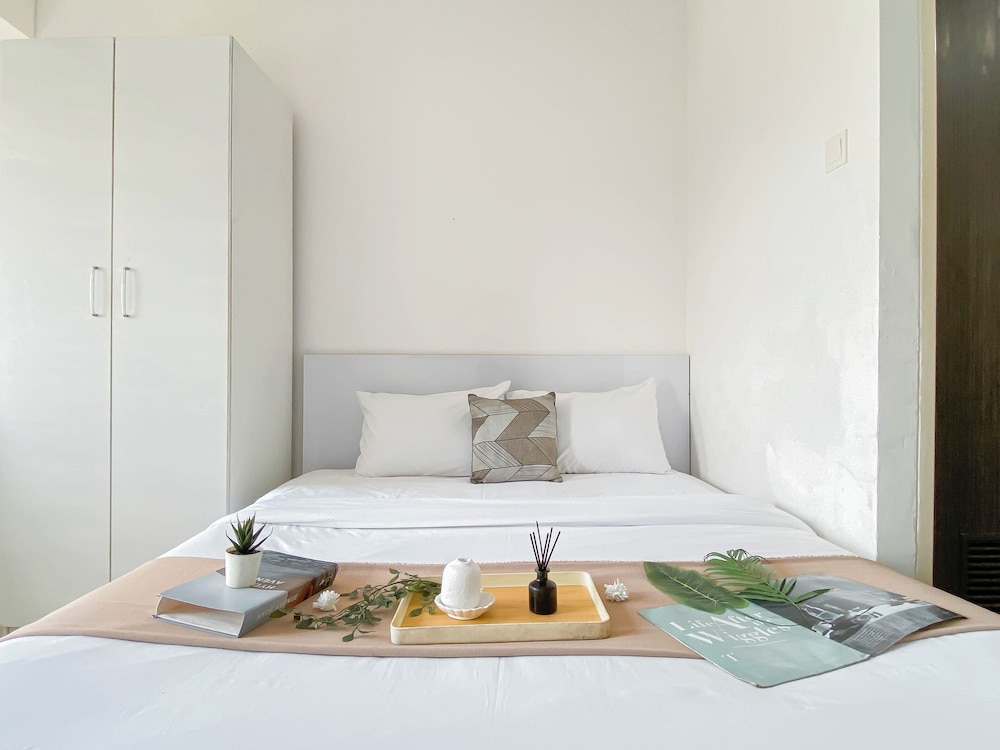 Basic Studio Apartment Near Cisauk Station At Serpong Garden