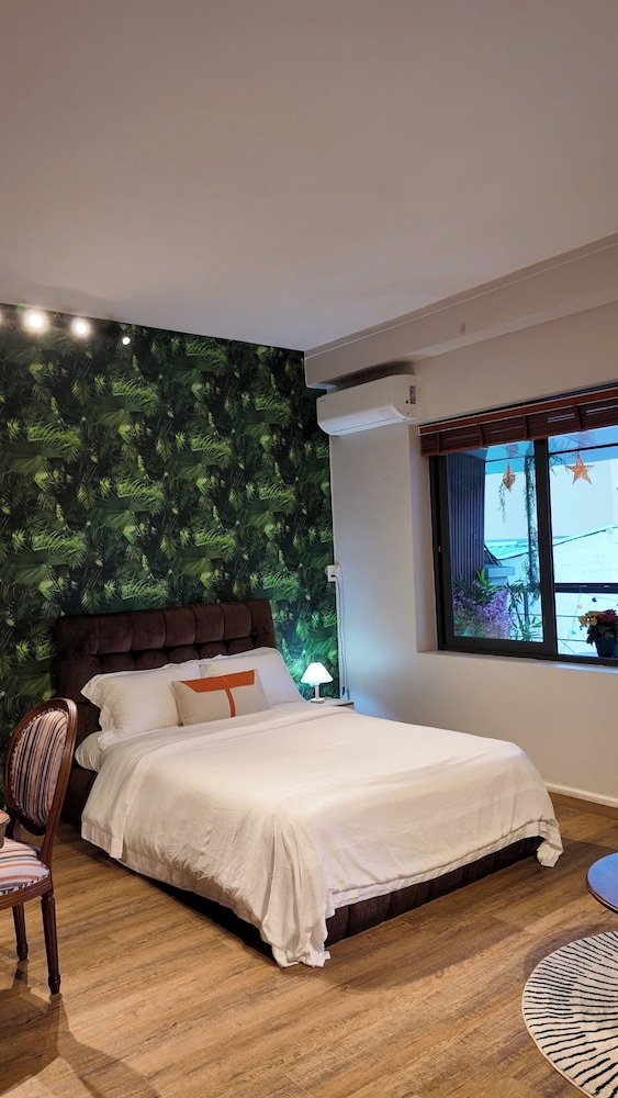 1 BR Nguyen Hue Walking St Bitexco