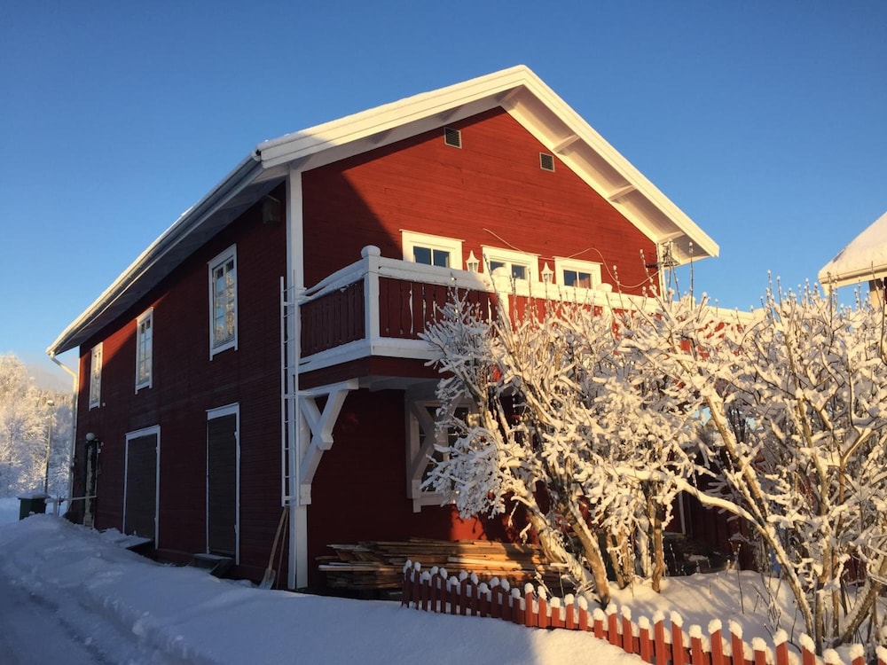 Gästgivars Vandrarhem i Järvsö - Hostel