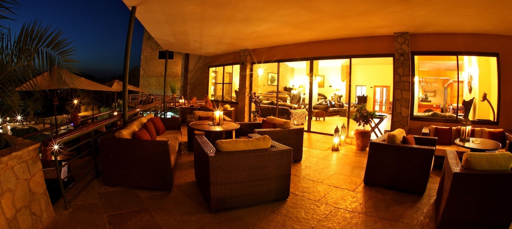 Chobe Safari Lodge | East Africa Uganda