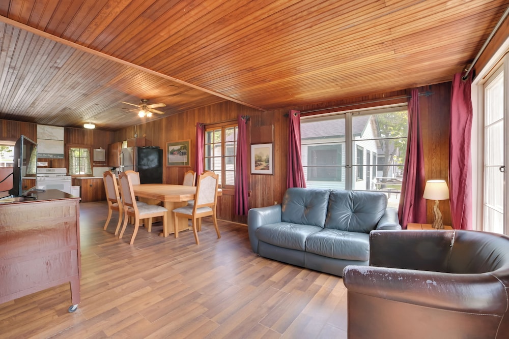 Fish, Boat & Relax: Lakefront Cedarville Cabin
