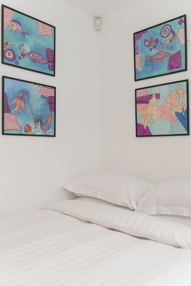 Godfrey Street II by Onefinestay