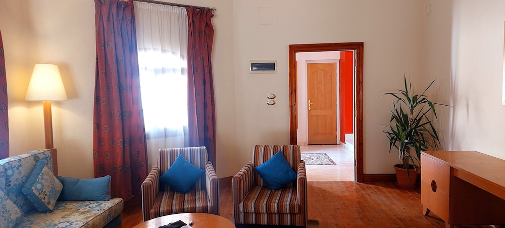 Sweet Rooms view 5