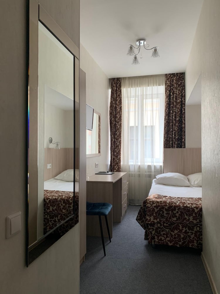 Matrix Hotel