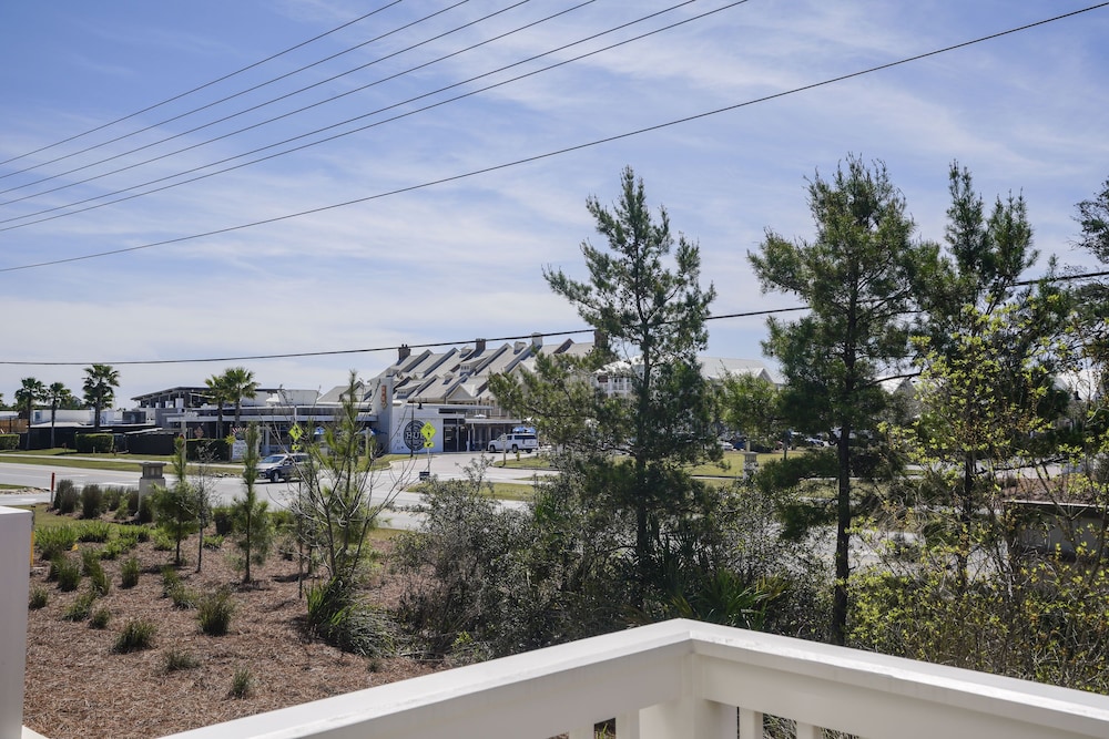 Prominence on 30A by Panhandle Getaways