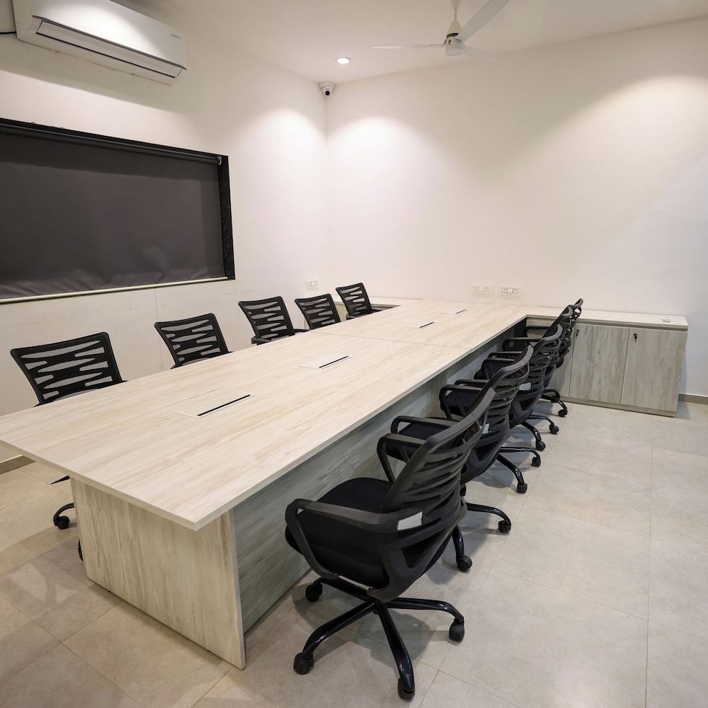 meeting & event spaces