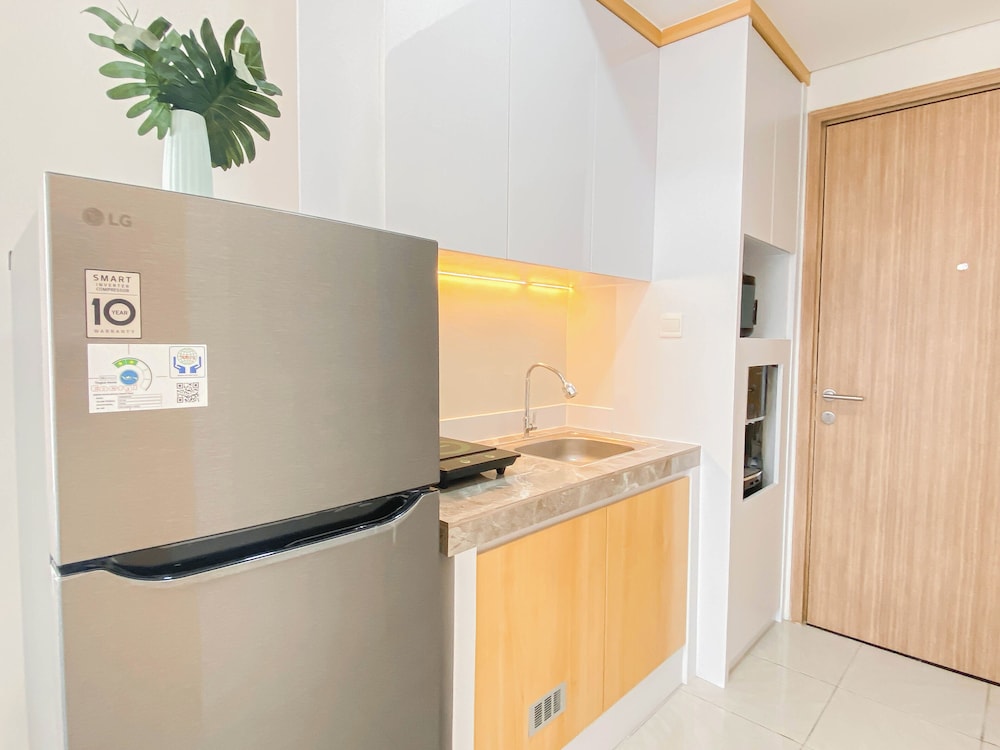 Basic Studio At Newville Lippo Cikarang Apartment