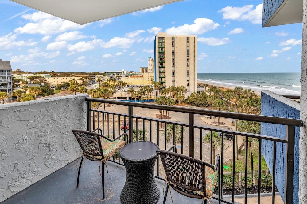 Bluewater Resort 513