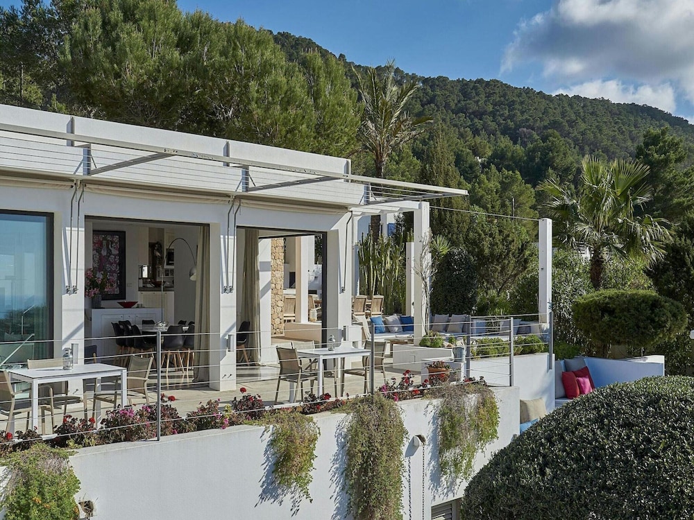 Holiday Home With Central Heating