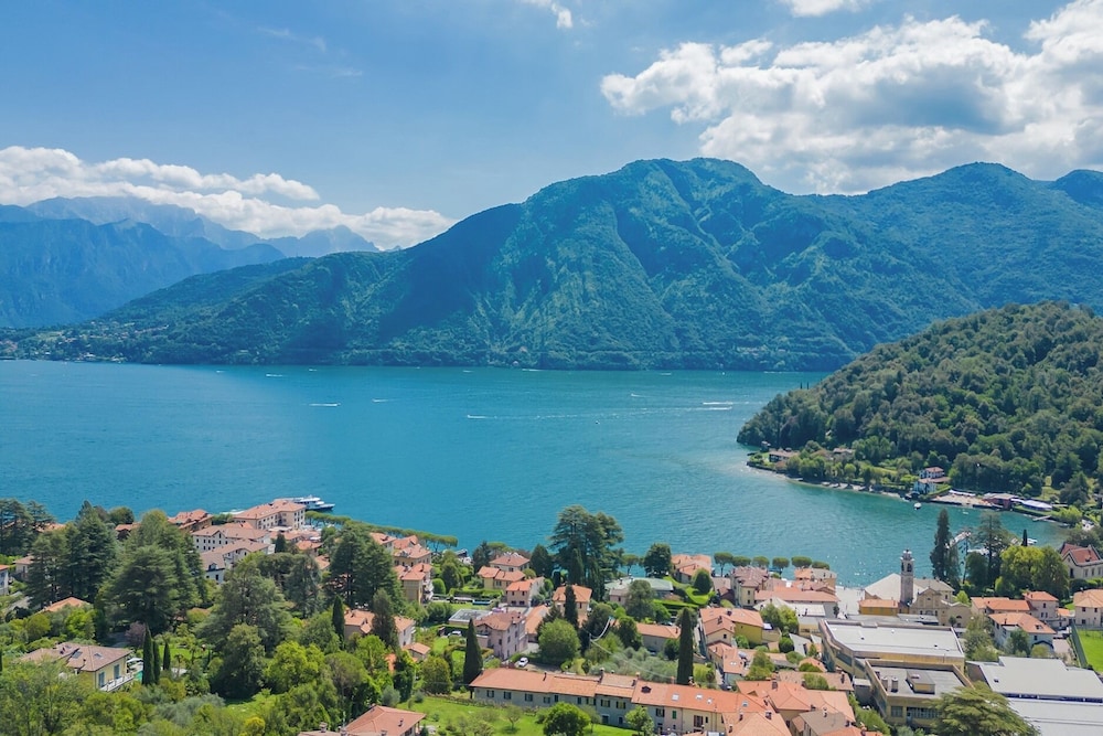 Villetta Abbazia Acqua Dolce - With Stunning Terrace by Rent all Como