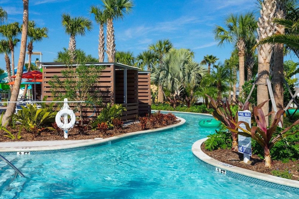 Fun and Relax 10 Bed Home Pool Themed Rooms
