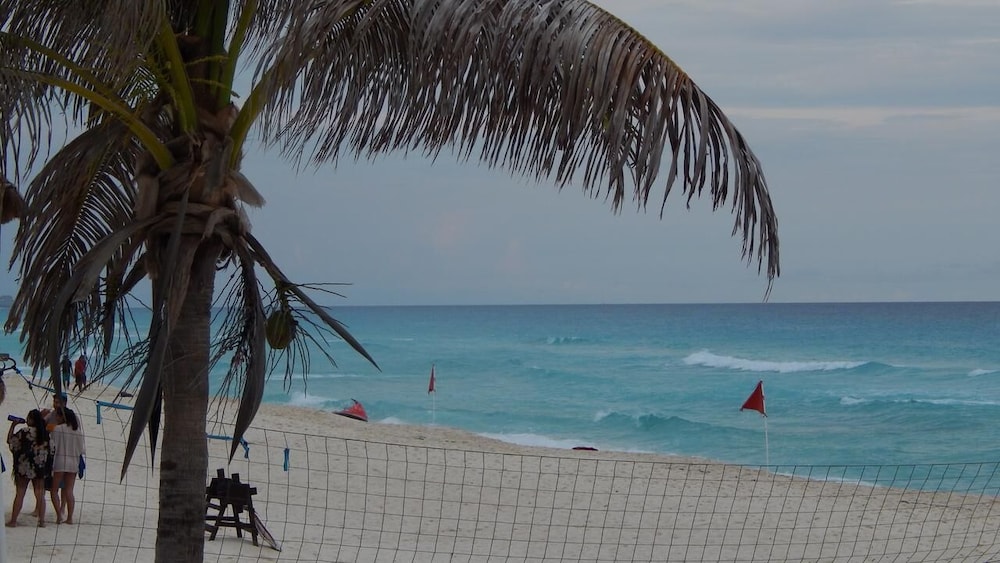 Solymar Cancun Condos