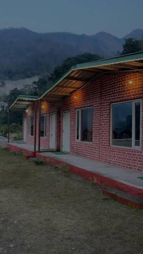 River Camp Cottages Rishikesh